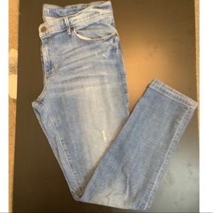 Relaxed skinny jeans